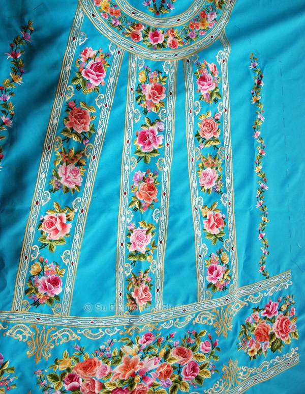 11-custom-silk-embroidery-fabric-robe