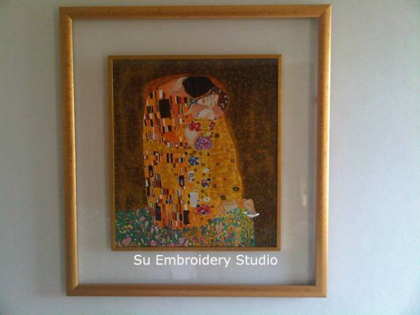 framed chinese silk embroidery 'The Kiss'