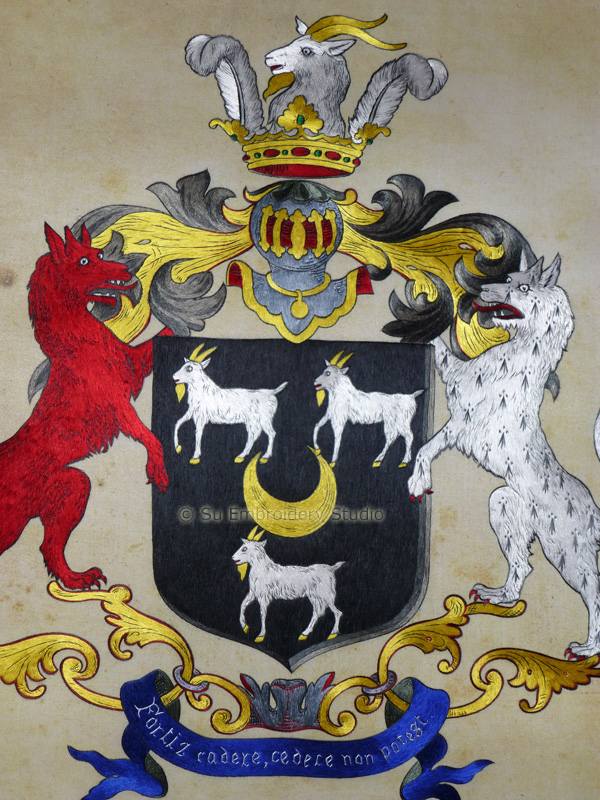 4-hand-embroidery-family-crest