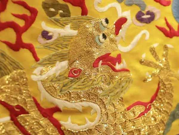 the dragon on the Silk Hand Embroidered Imperial Robe