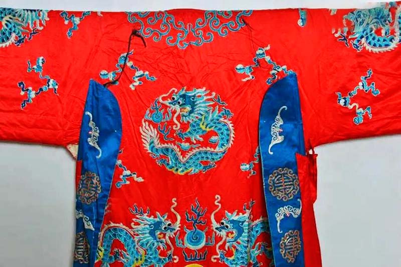China opera attire hand embroidered