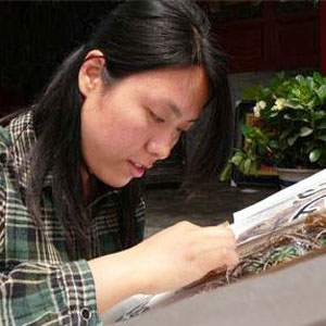 Pu Weifang, Chief Art Director & Quality Supervisor at Su Embroidery Studio